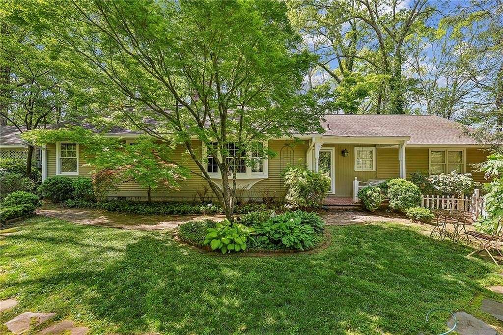 2.4 Acres of Residential Land with Home for Sale in Atlanta, Georgia