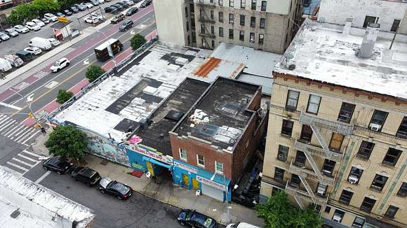 0.12 Acres of Mixed-Use Land for Sale in Bronx, New York