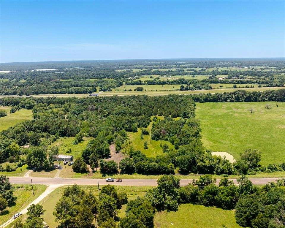 3.385 Acres of Residential Land for Sale in Fairfield, Texas