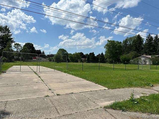 0.45 Acres of Residential Land for Sale in Warren, Michigan