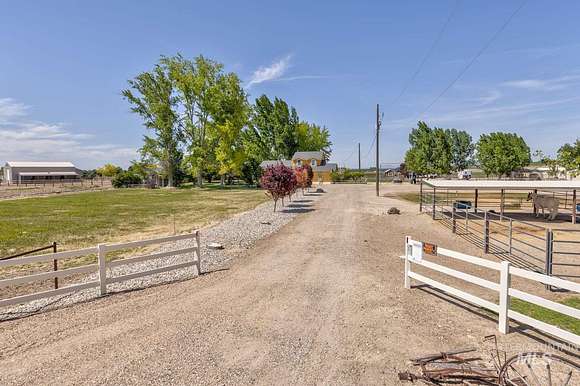 10.3 Acres of Land with Home for Sale in Kuna, Idaho