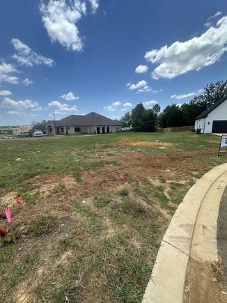 0.5 Acres of Residential Land for Sale in Tupelo, Mississippi