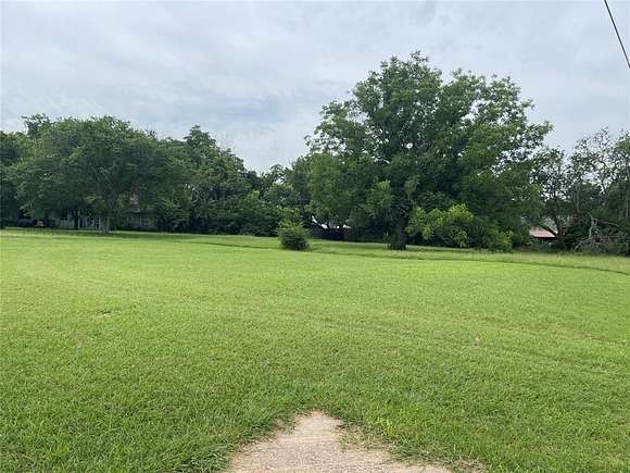 0.462 Acres of Land for Sale in Ennis, Texas