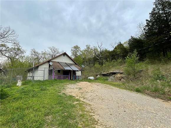 26.4 Acres of Land with Home for Sale in Eureka Springs, Arkansas