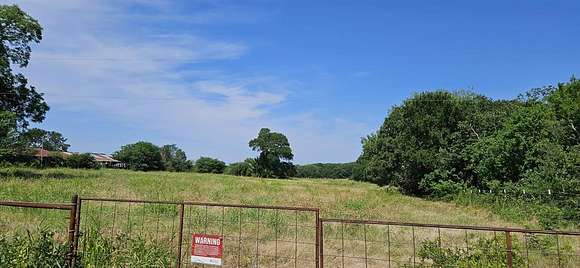 17.6 Acres of Agricultural Land for Sale in Denison, Texas