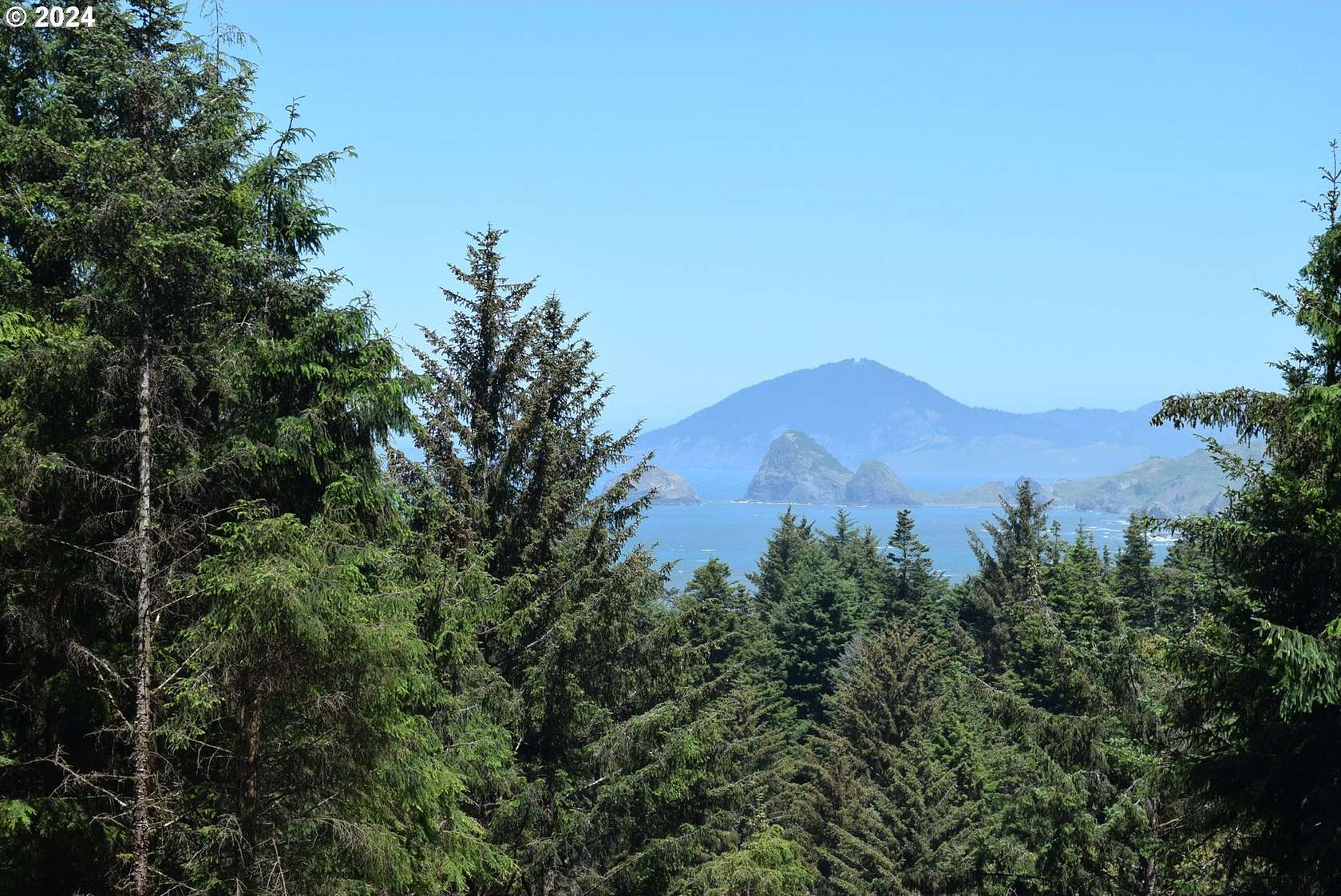 2 Acres of Residential Land for Sale in Gold Beach, Oregon