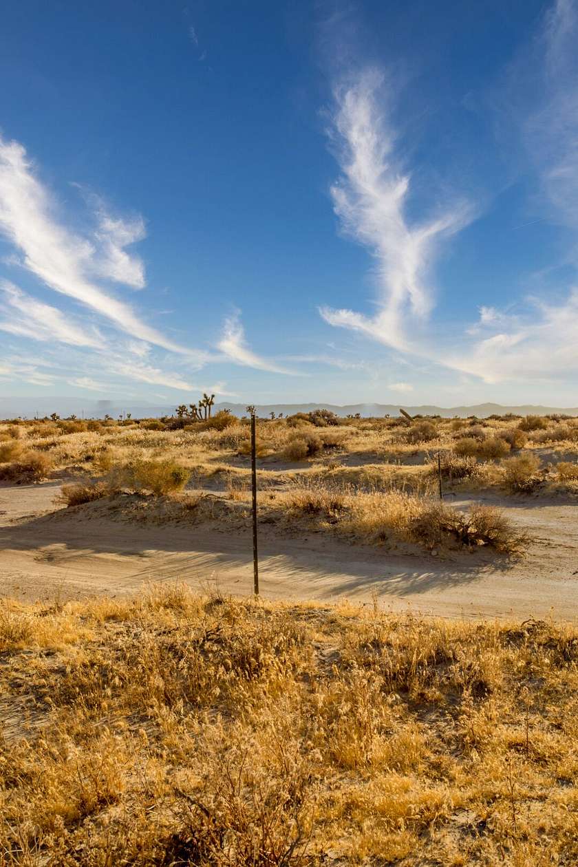 2.56 Acres of Residential Land for Sale in Lancaster, California