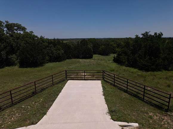 14 Acres of Agricultural Land for Sale in Briggs, Texas