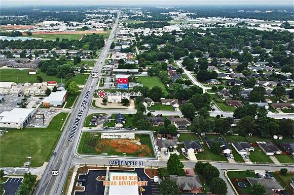 0.66 Acres of Commercial Land for Sale in Springdale, Arkansas