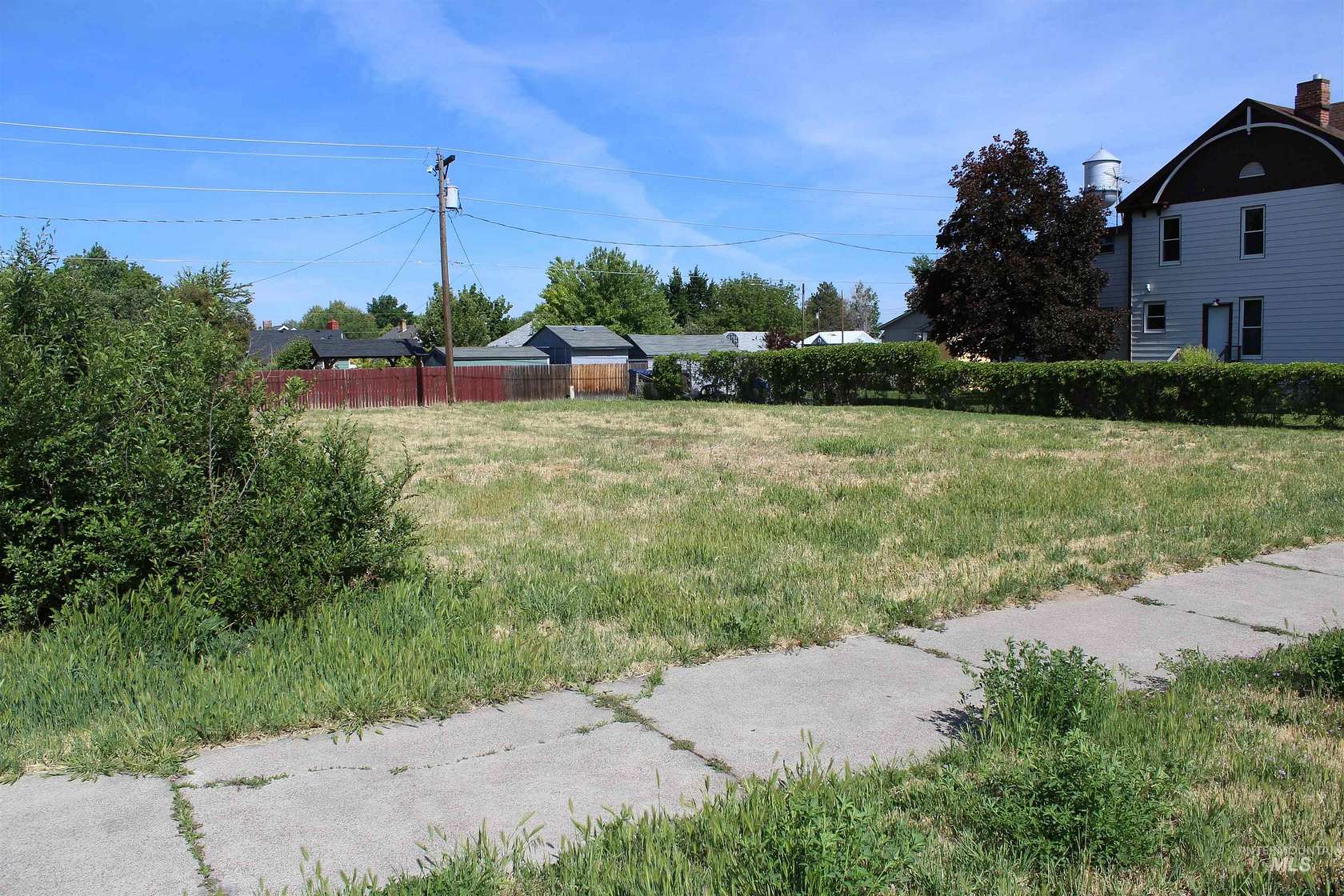 0.28 Acres of Commercial Land for Sale in Ontario, Oregon
