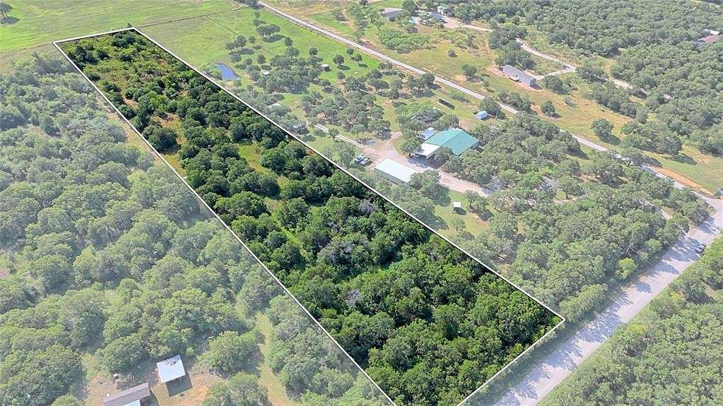 5 Acres of Land for Sale in Bowie, Texas