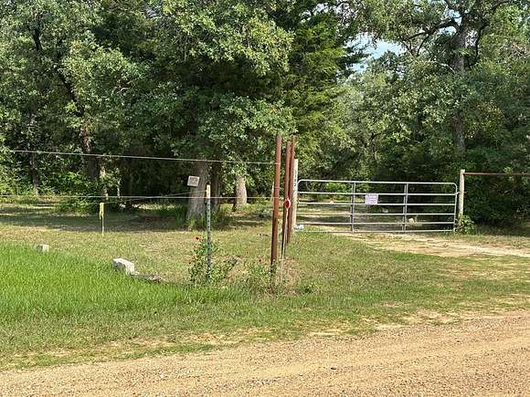 4 Acres of Residential Land with Home for Sale in Rockdale, Texas