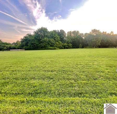 0.86 Acres of Residential Land for Sale in Paducah, Kentucky