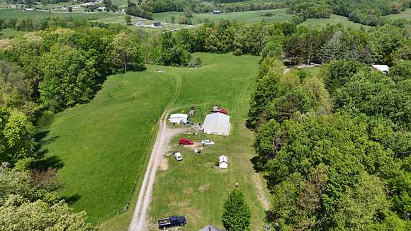 10 Acres of Agricultural Land for Sale in London, Kentucky