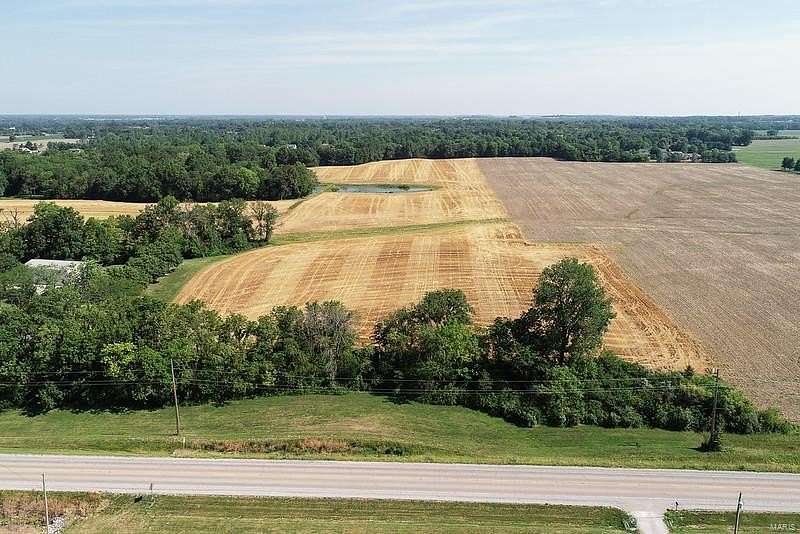 15.99 Acres of Land for Sale in Freeburg, Illinois