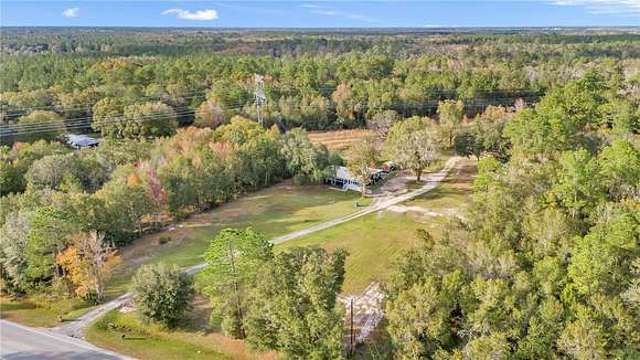 5.4 Acres of Residential Land with Home for Sale in Fort McCoy, Florida