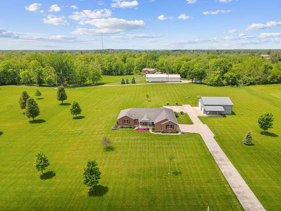 5 Acres of Residential Land with Home for Sale in Bradford, Ohio