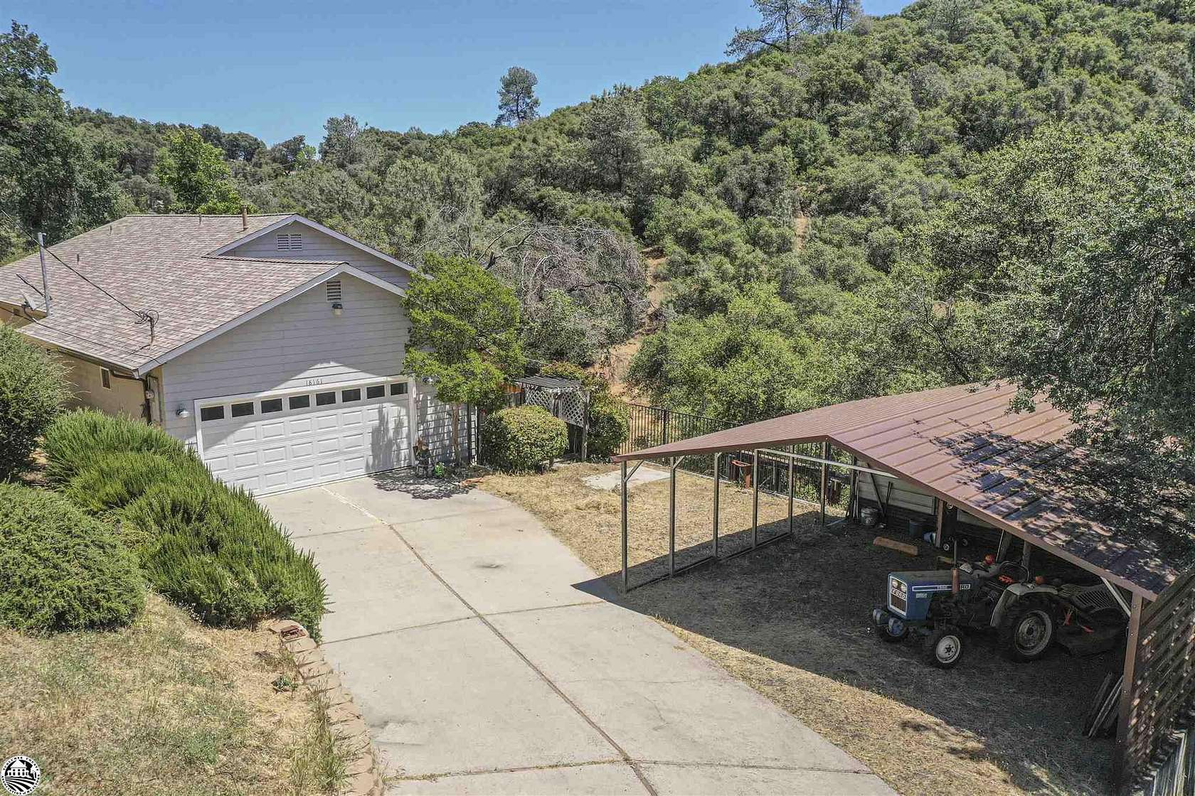 4.37 Acres of Residential Land with Home for Sale in Jamestown, California
