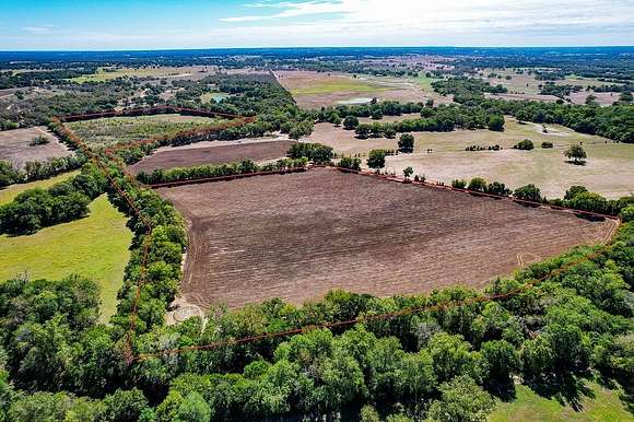 39.6 Acres of Agricultural Land for Sale in Loebau, Texas