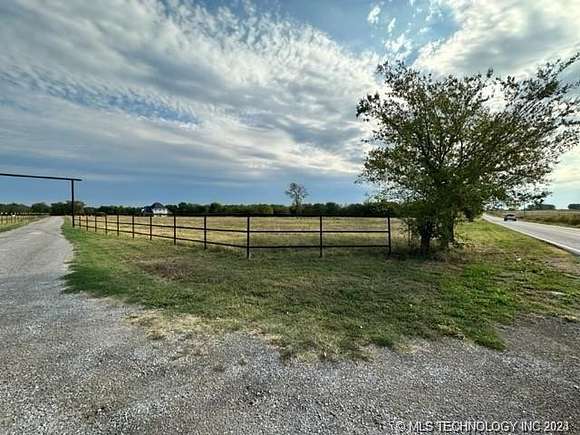 3 Acres of Residential Land for Sale in Durant, Oklahoma