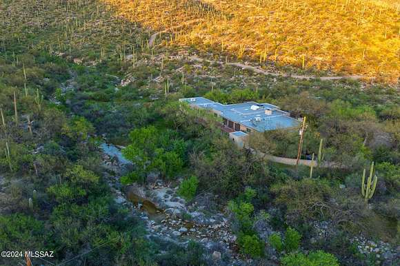 2.8 Acres of Residential Land with Home for Sale in Tucson, Arizona