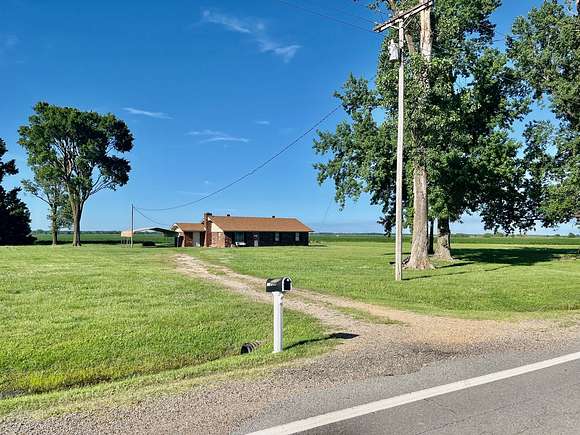 10 Acres of Recreational Land with Home for Sale in Dumas, Arkansas