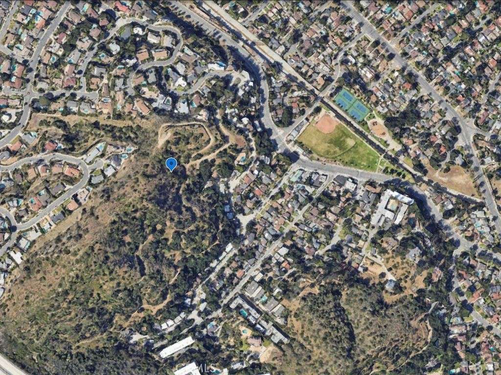 0.093 Acres of Land for Sale in Glendale, California