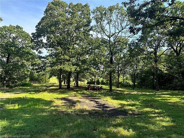 5.1 Acres of Residential Land with Home for Sale in Hackett, Arkansas