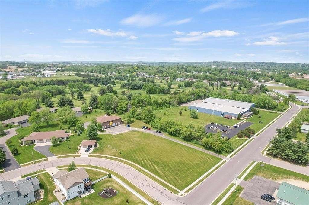 1 Acre of Commercial Land for Sale in Baraboo, Wisconsin