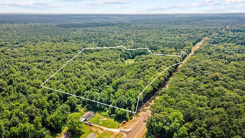 21.69 Acres of Land for Sale in Nacogdoches, Texas