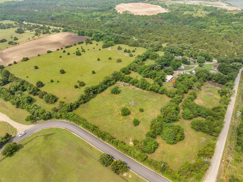 3 Acres of Residential Land for Sale in Midlothian, Texas