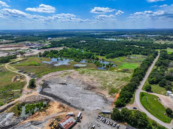 3 Acres of Commercial Land for Lease in Seagoville, Texas