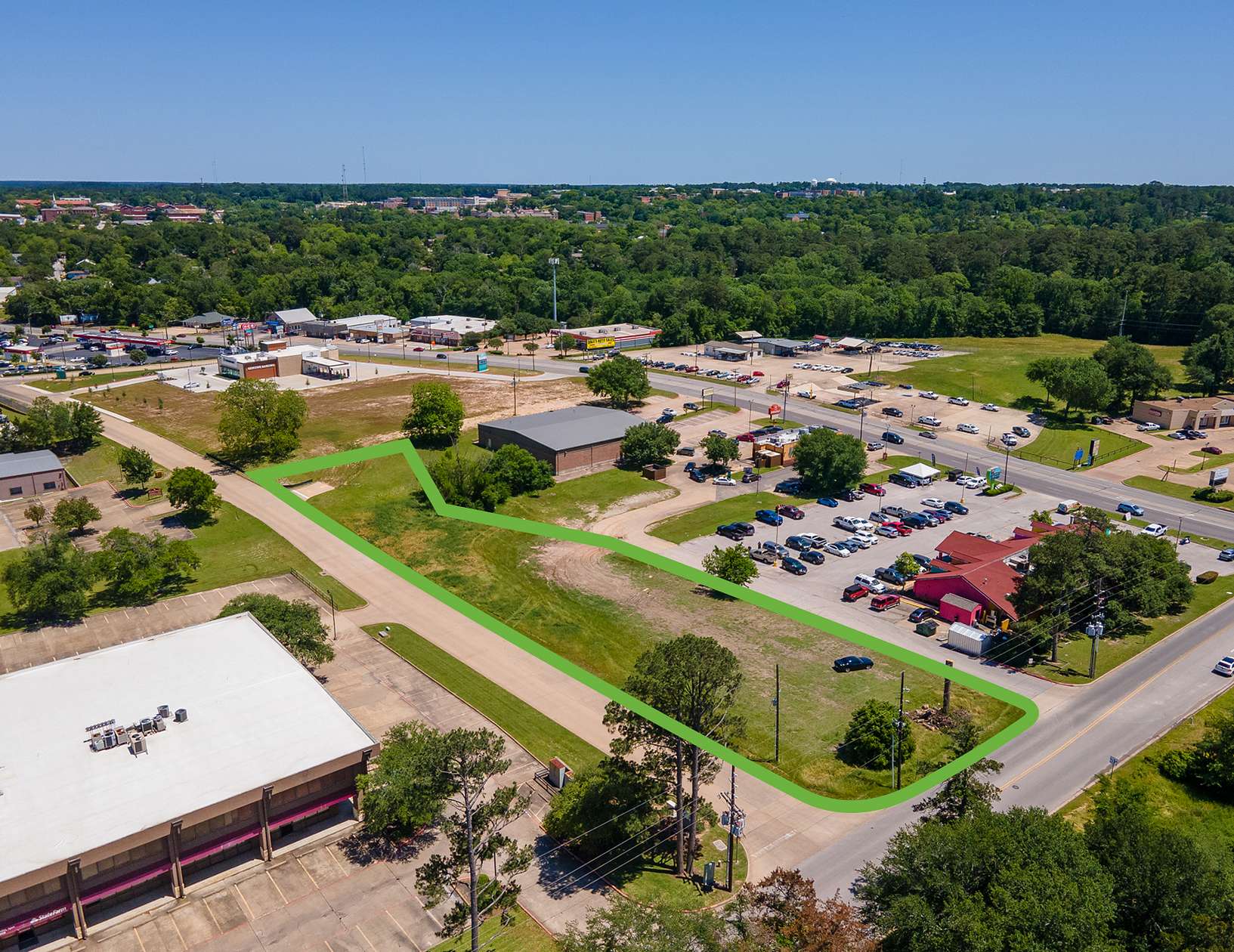 1 Acre of Commercial Land for Sale in Huntsville, Texas