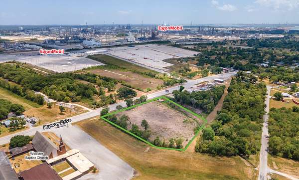 2.8 Acres of Mixed-Use Land for Sale in Baytown, Texas