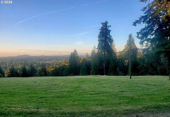1.52 Acres of Residential Land for Sale in Milwaukie, Oregon