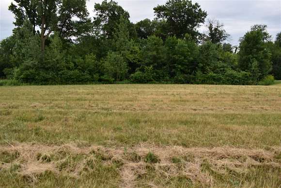 1.18 Acres of Residential Land for Sale in Belvidere, Illinois