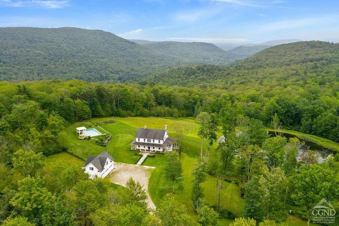 31.33 Acres of Land with Home for Sale in Austerlitz, New York