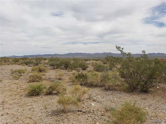 7.52 Acres of Land for Sale in Dolan Springs, Arizona