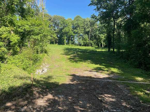 1.01 Acres of Residential Land for Sale in Medina, Tennessee