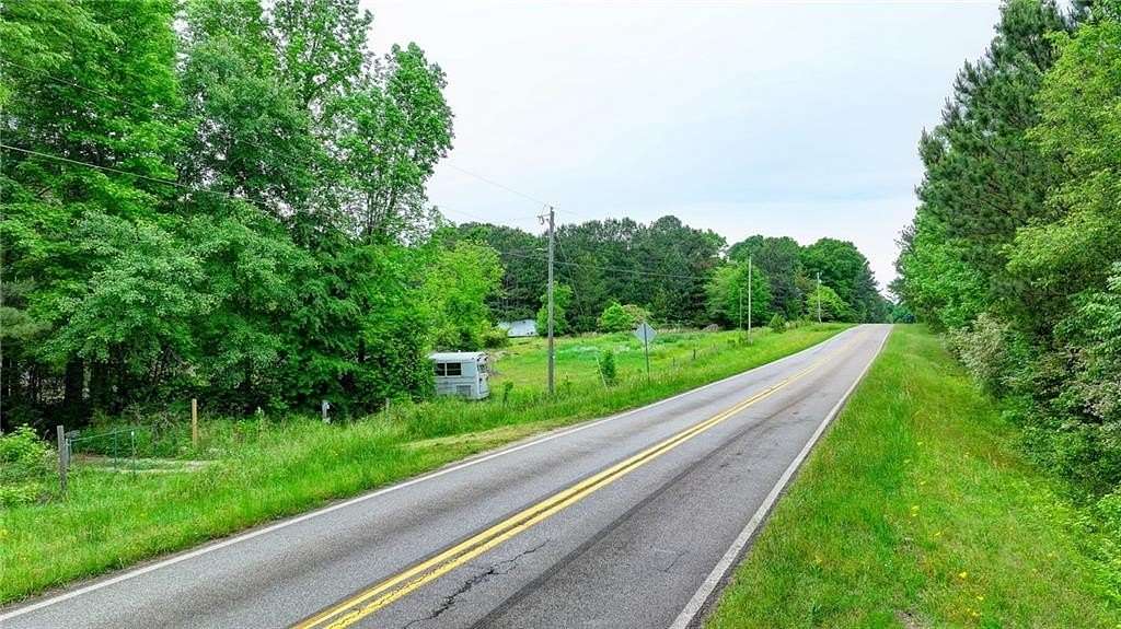 10 Acres of Residential Land for Sale in Monroe, Georgia