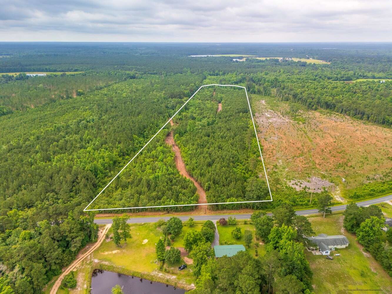 28 Acres of Recreational Land for Sale in Harrells, North Carolina
