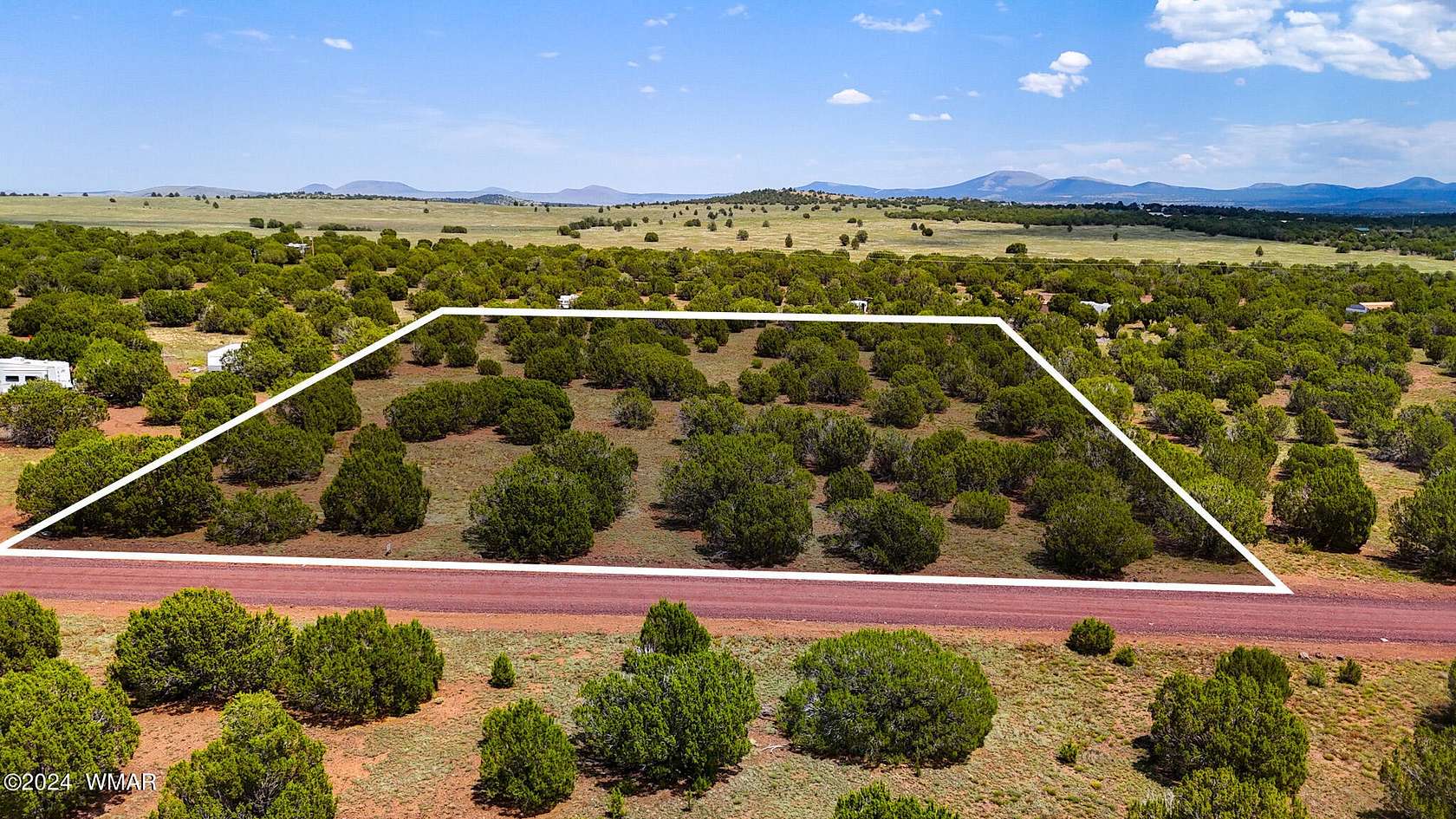 1.12 Acres of Residential Land for Sale in Vernon, Arizona