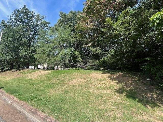 0.4 Acres of Commercial Land for Sale in Memphis, Tennessee