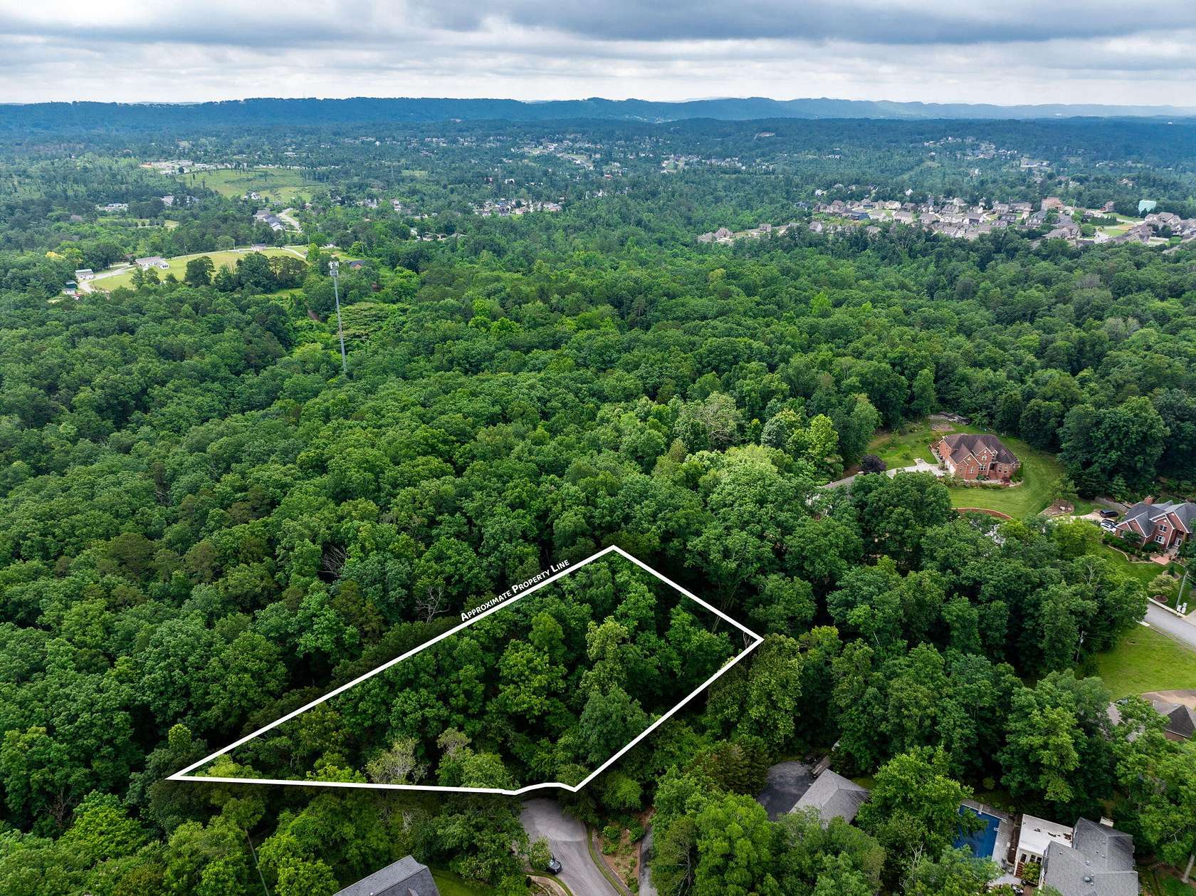 1.3 Acres of Residential Land for Sale in Chattanooga, Tennessee