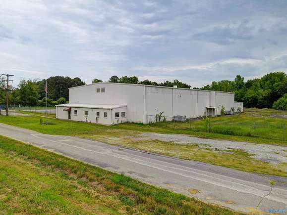 2.6 Acres of Commercial Land for Lease in Decatur, Alabama