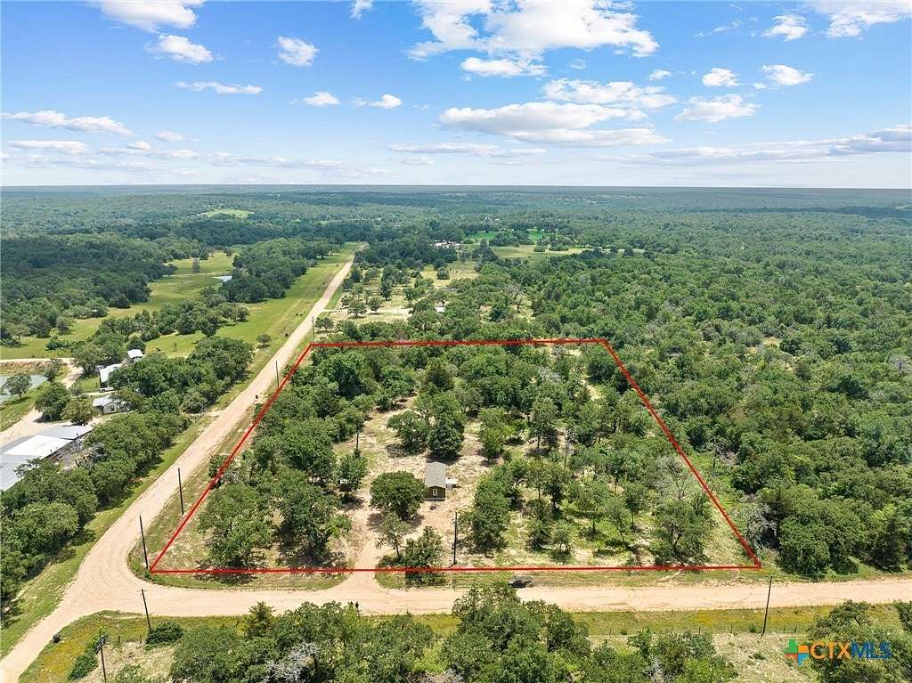 5.57 Acres of Improved Residential Land for Sale in Rockdale, Texas
