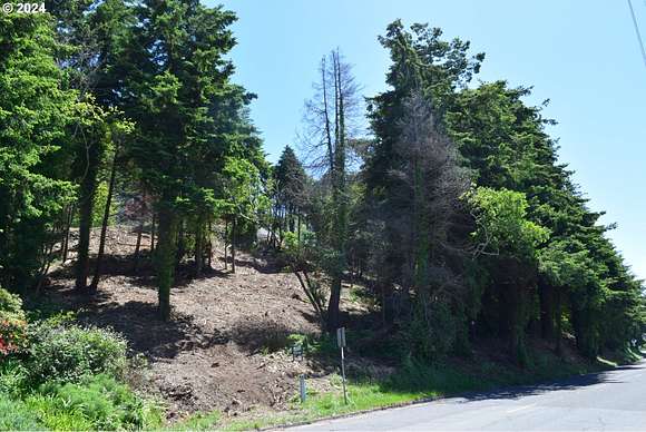 Residential Land for Sale in North Bend, Oregon