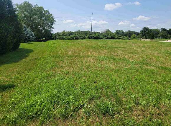 0.4 Acres of Residential Land for Sale in Cottage Grove, Wisconsin