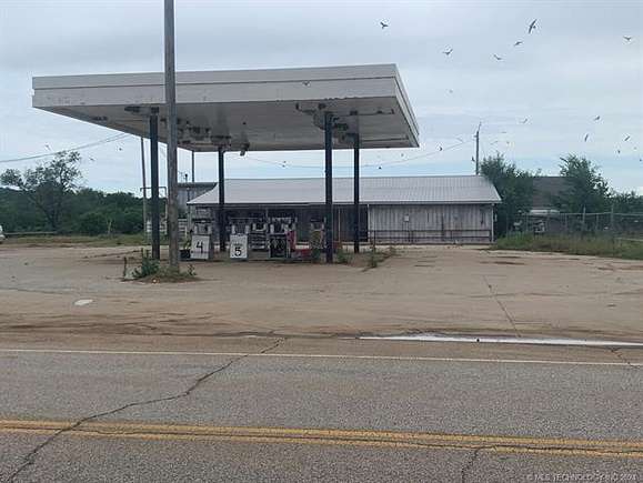 2.49 Acres of Improved Commercial Land for Sale in Prue, Oklahoma