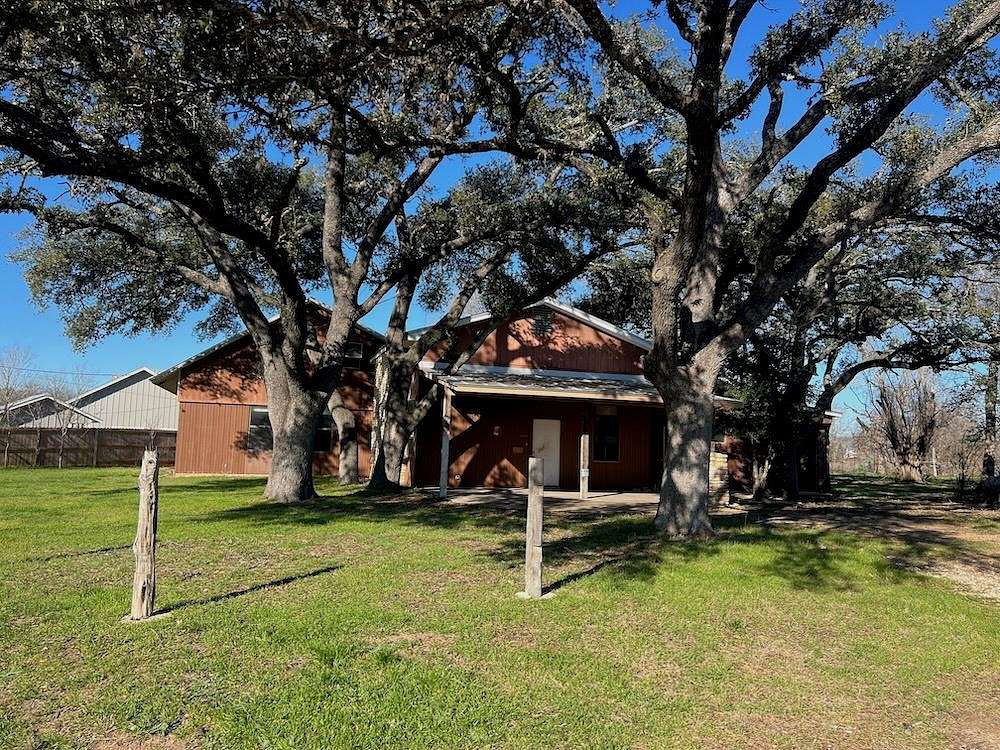 3.49 Acres of Residential Land with Home for Sale in Fredericksburg, Texas